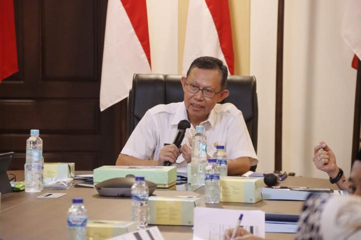 Sekdaprov Lampung Pimpin Rapat Forum Kemitraan Pemangku Kepentingan Provinsi Lampung